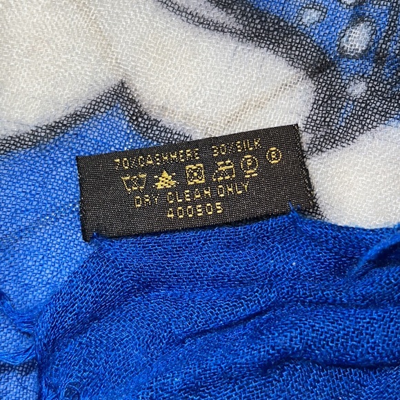 Louis Vuitton Silk Cashmere Cobalt Blue Sarong - Picture 4 of 14